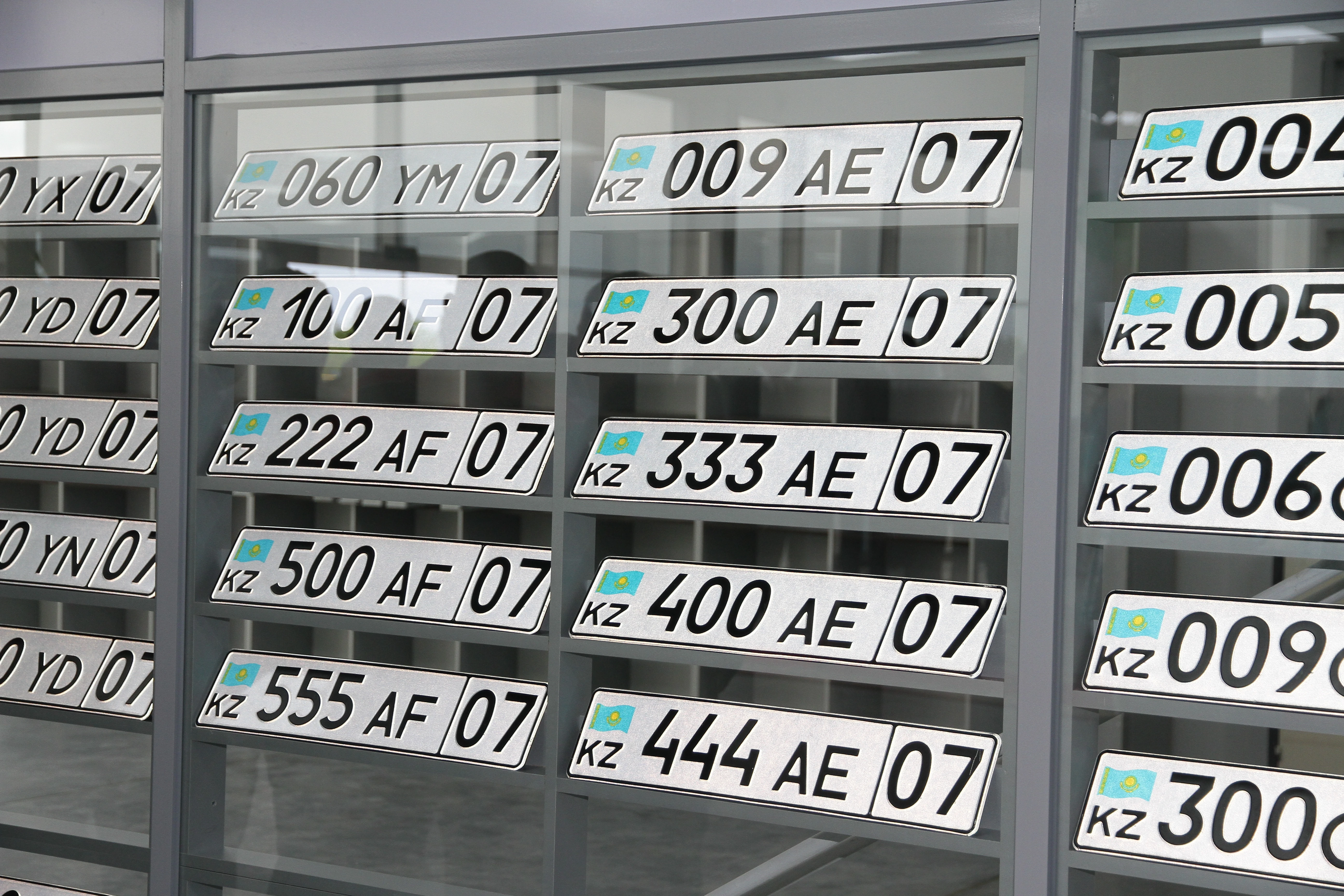 VIP-номера на 337 млн тенге за год продали в ЗКО